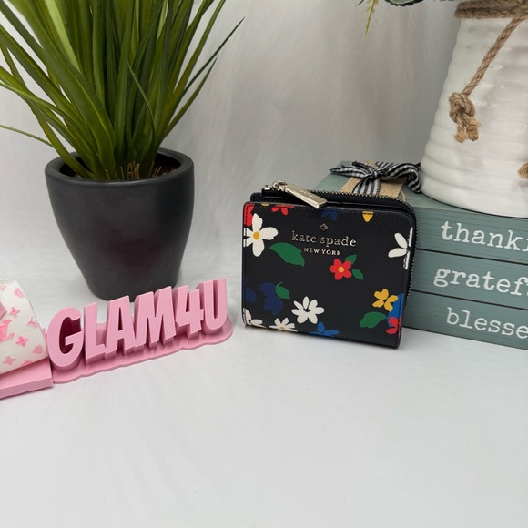 kate spade Handbags - Kate Spade Staci Small Slim Bifold Wallet in Black Multi Floral